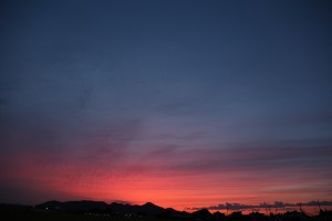9月16日　嵐の前の静かな夕焼け（台風接近の少し前）